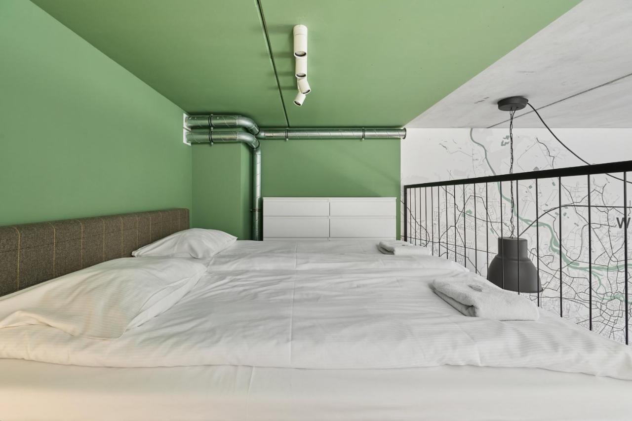 Mezzanine Studio Apartments Zarembowicza Wroclaw Airport By Renters Luaran gambar