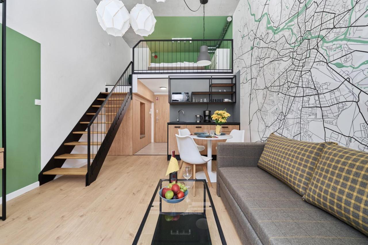 Mezzanine Studio Apartments Zarembowicza Wroclaw Airport By Renters Luaran gambar