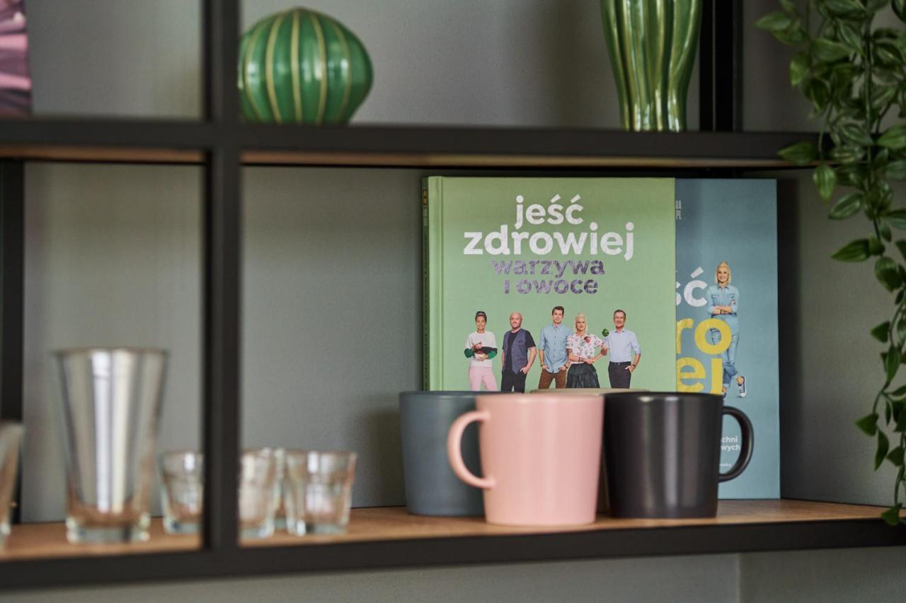 Mezzanine Studio Apartments Zarembowicza Wroclaw Airport By Renters Luaran gambar